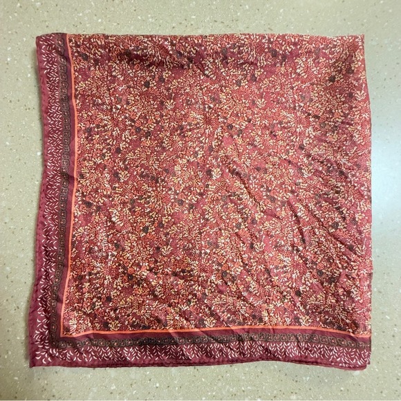 Sally Gee Fall Square Scarf Wrap Red Orange - Picture 8 of 12